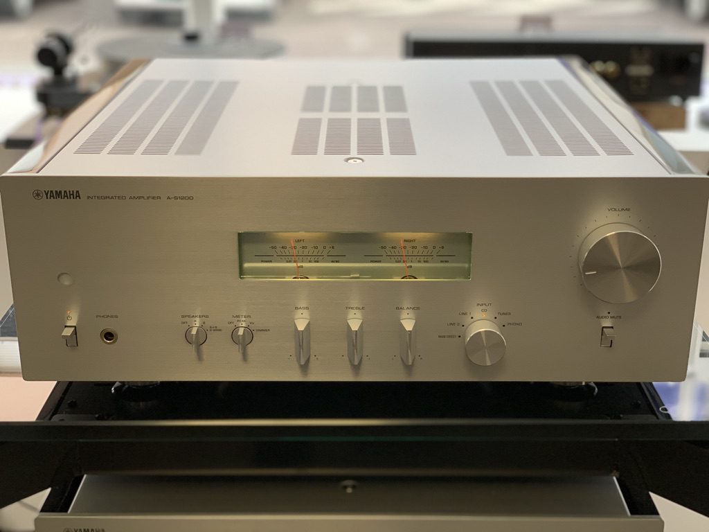 Amplificateur Intégré Amplificateur Yamaha A-S1200 - Vinyle & Hi